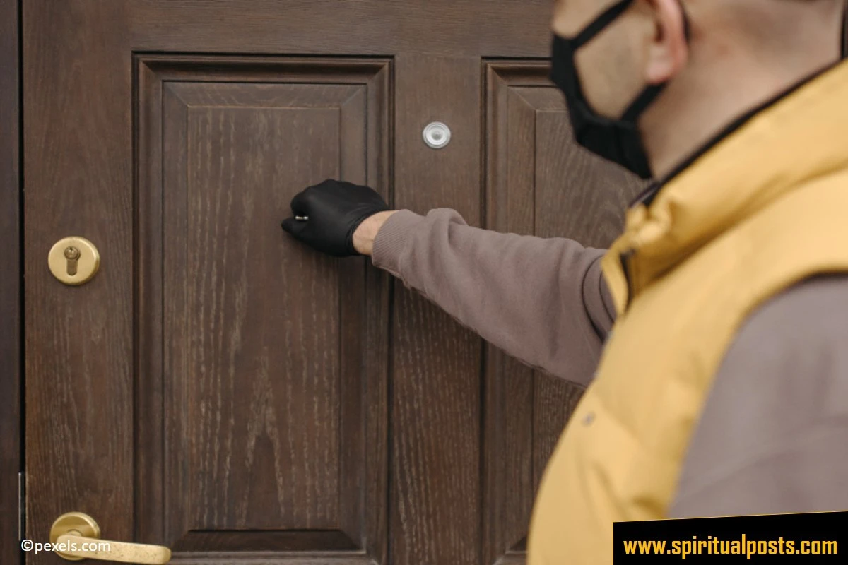 biblical-meaning-of-hearing-knocking-2-3-4-5-times