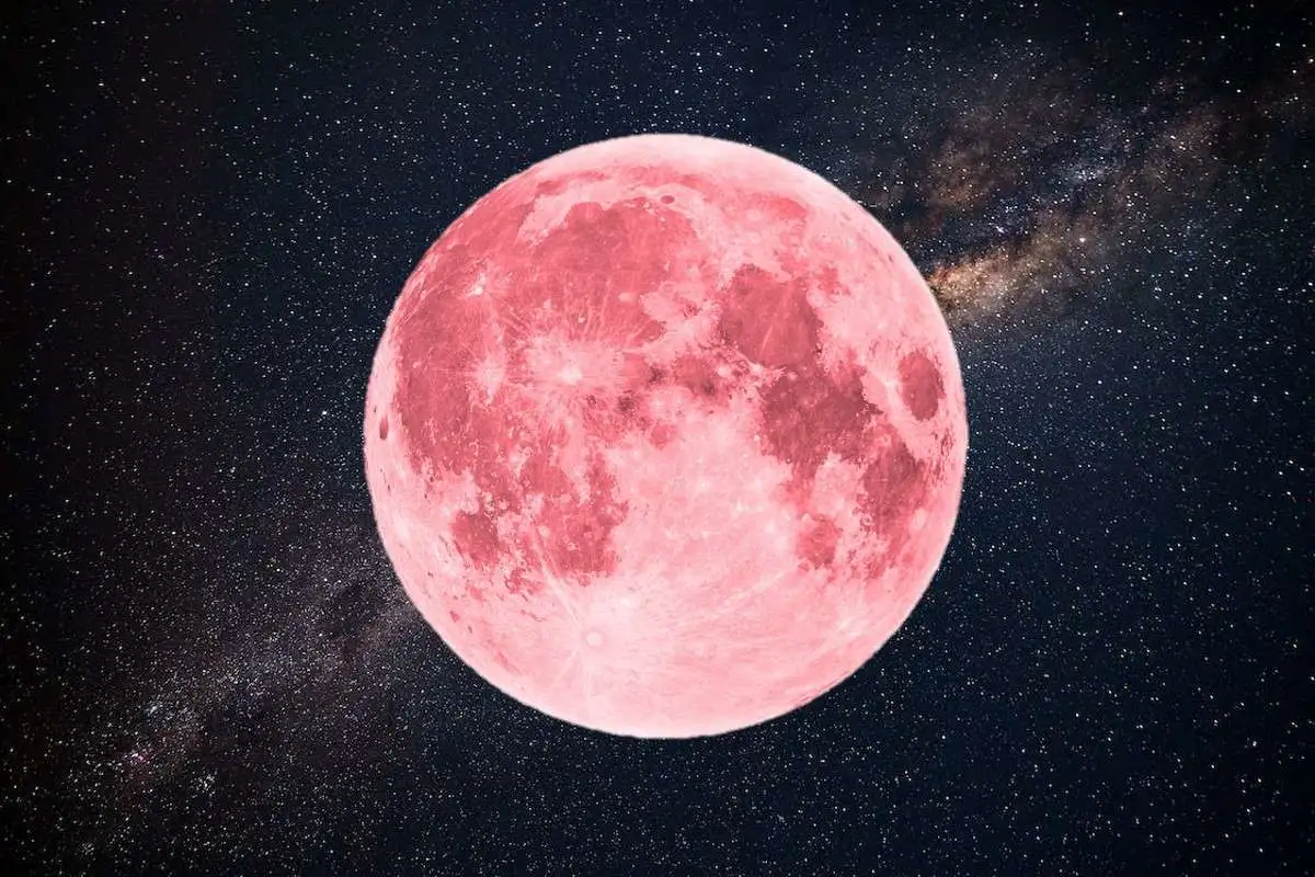 Strawberry Moon Spiritual Meanings (2022 and 2023) Spiritual Posts