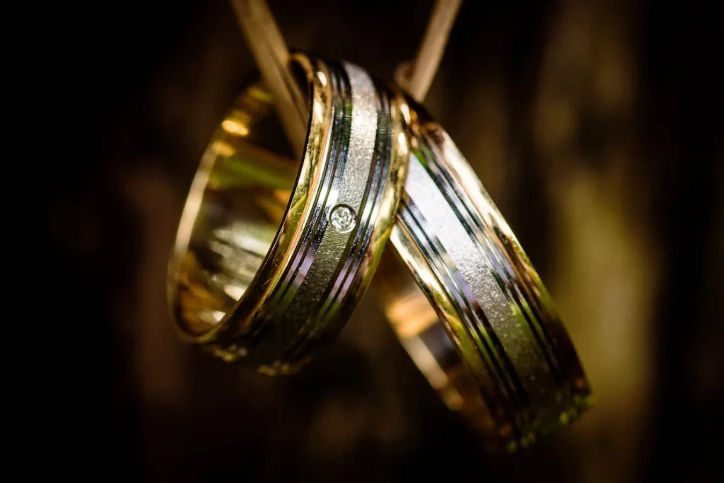 spiritual-interpretation-of-ring-falling-off