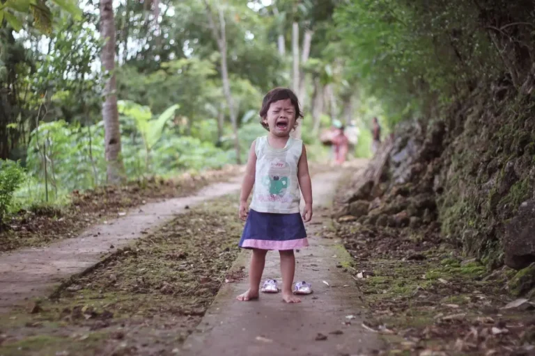 spiritual-meaning-of-hearing-a-baby-cry-superstition-dream