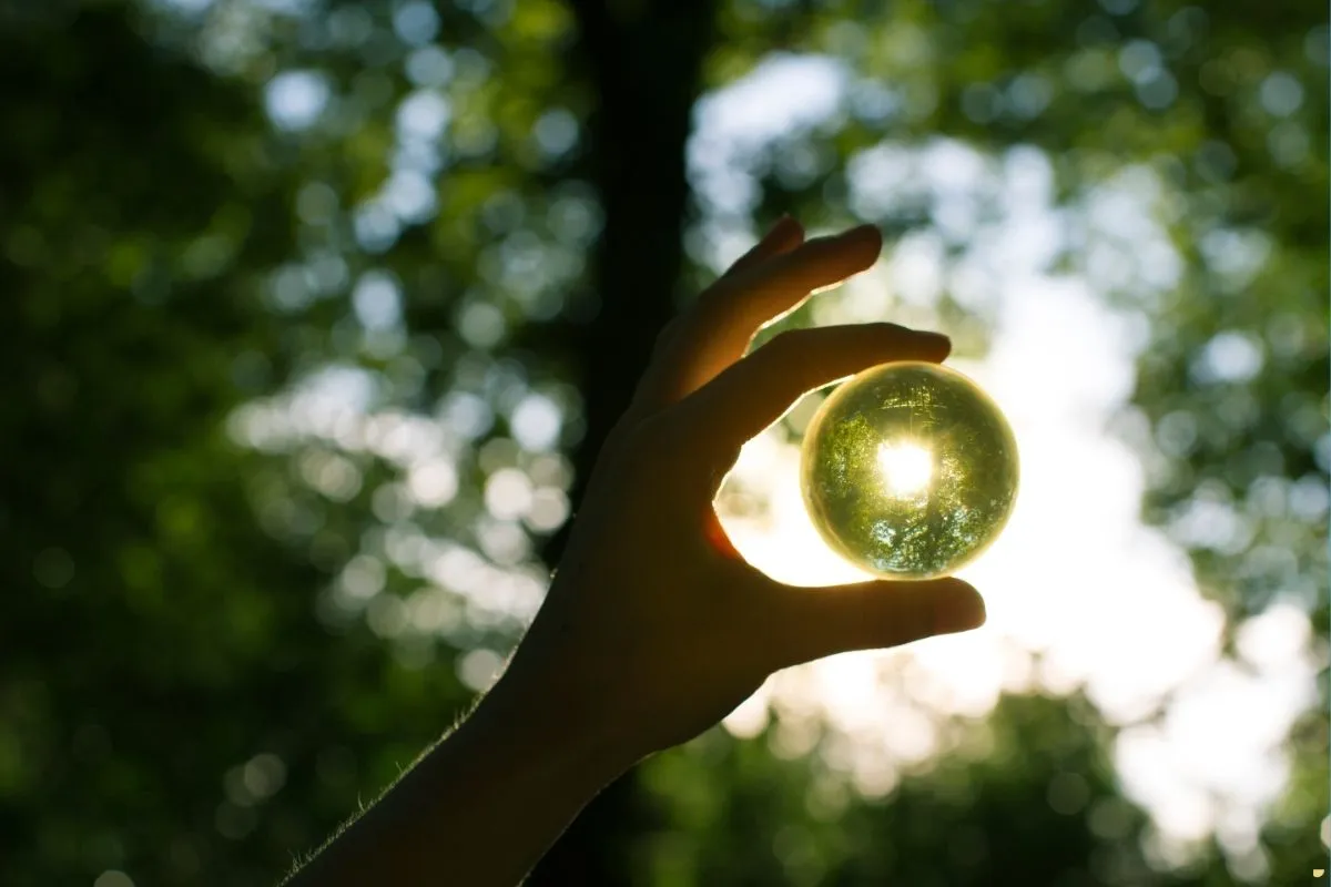 what-is-the-spiritual-meaning-of-green-orb